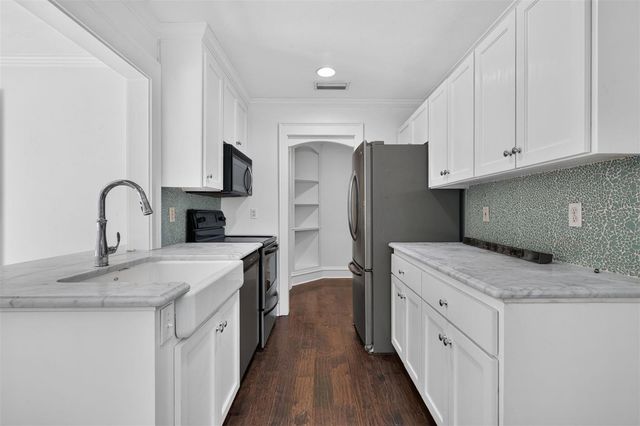 433 SE 7TH STREET, Gainesville, FL 32601