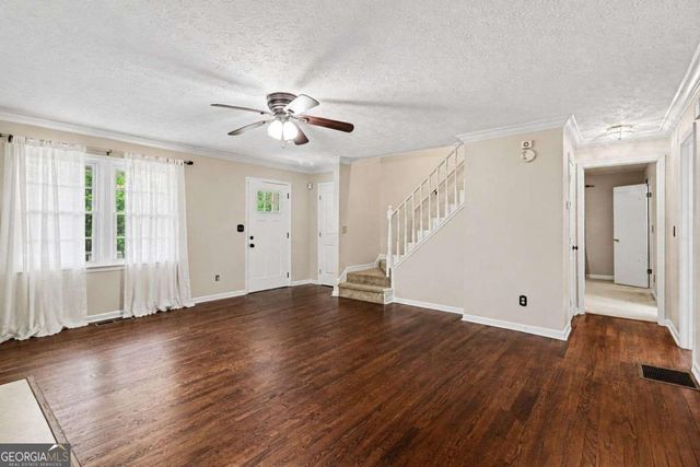 806 Valley Run Drive, Bremen, GA 30110