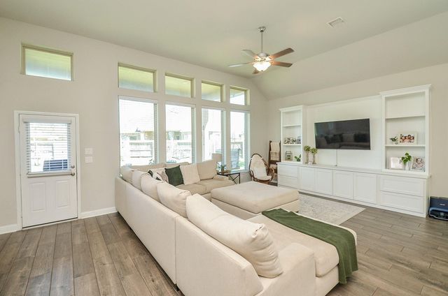 1902 Kingston Meadow Lane, Katy, TX 77494