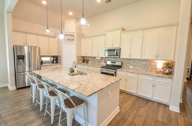 1902 Kingston Meadow Lane, Katy, TX 77494