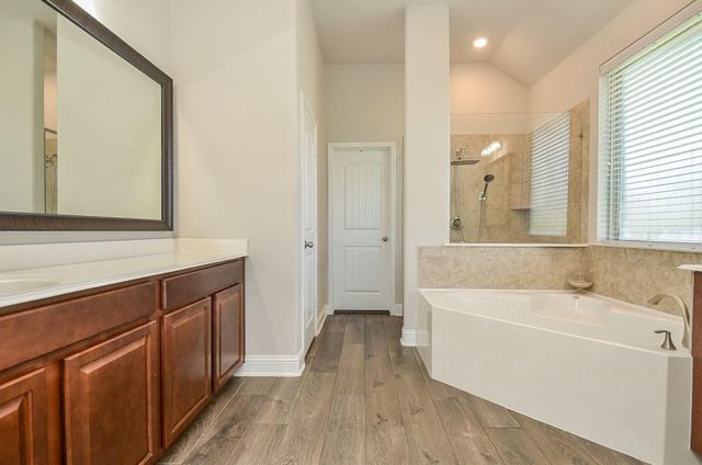 1902 Kingston Meadow Lane, Katy, TX 77494