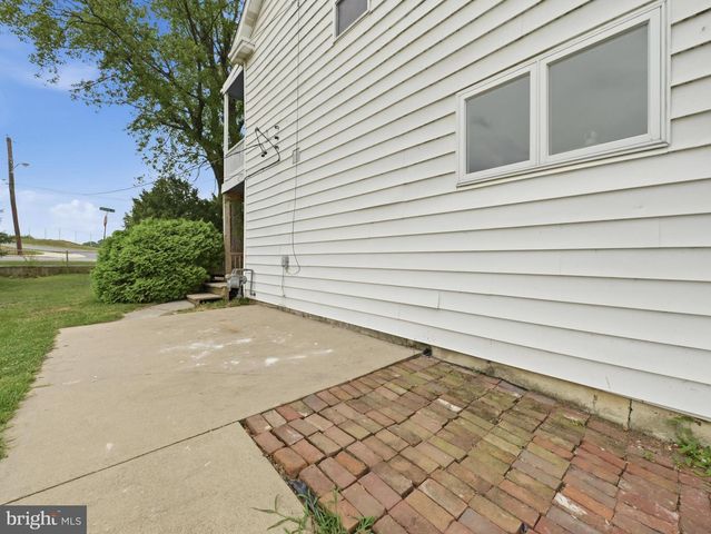 1043-1041 SPRUCE ST, Hagerstown, MD 21740