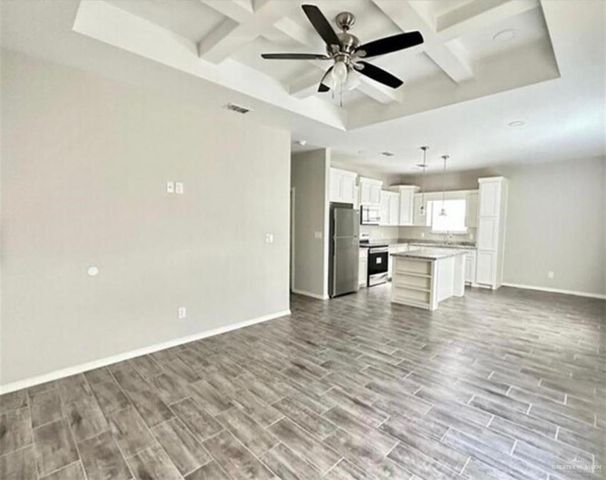 1009 W La Pointe Avenue, Mission, TX 78573