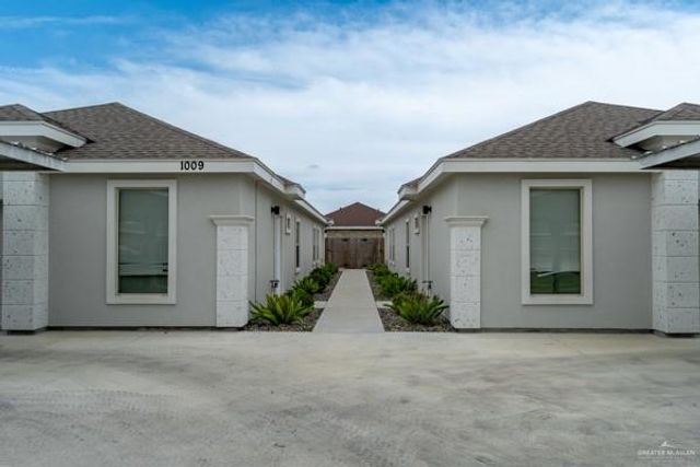1009 W La Pointe Avenue, Mission, TX 78573