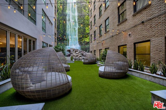 727 W 7th Street 520, Los Angeles, CA 90017