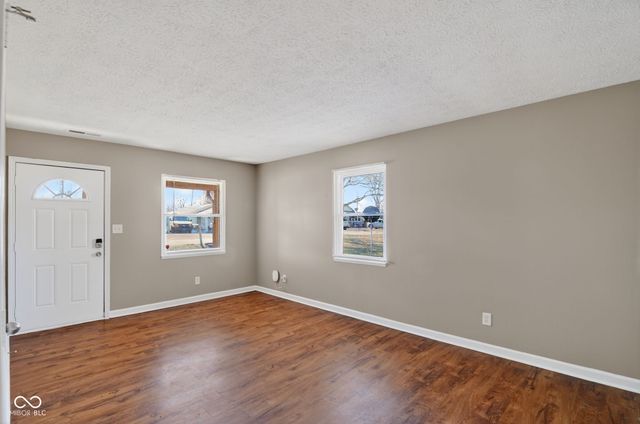 4918 Melrose Avenue, Indianapolis, IN 46241