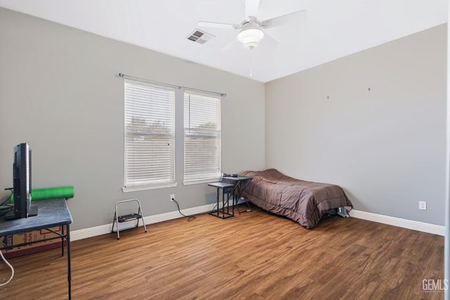 11502 Summit Point Court, Bakersfield, CA 93312