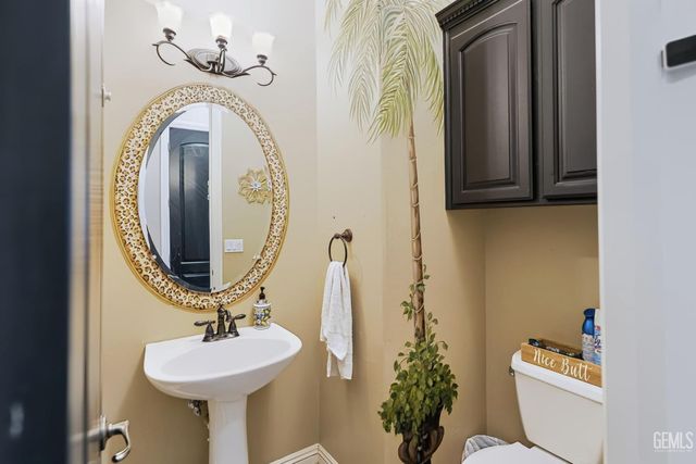 11502 Summit Point Court, Bakersfield, CA 93312