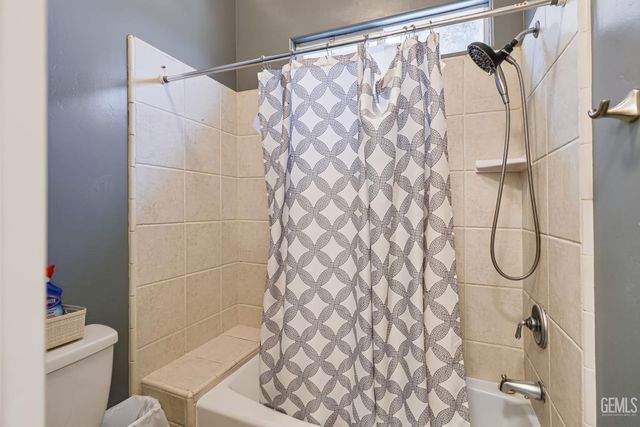 11502 Summit Point Court, Bakersfield, CA 93312