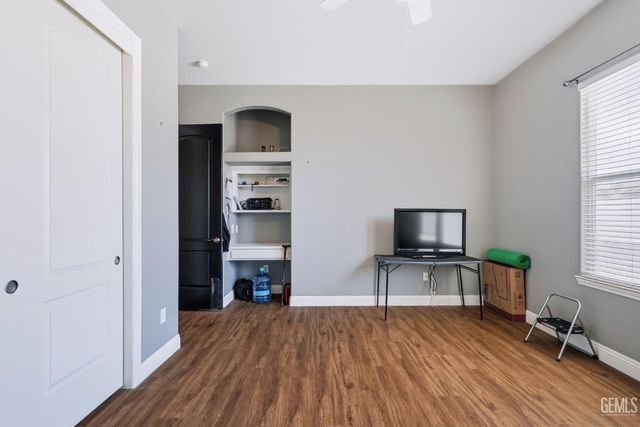 11502 Summit Point Court, Bakersfield, CA 93312