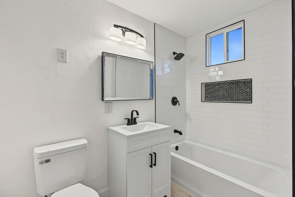 Image 21 of property listing at 8753 E Ostler Street, Selma, CA 93662