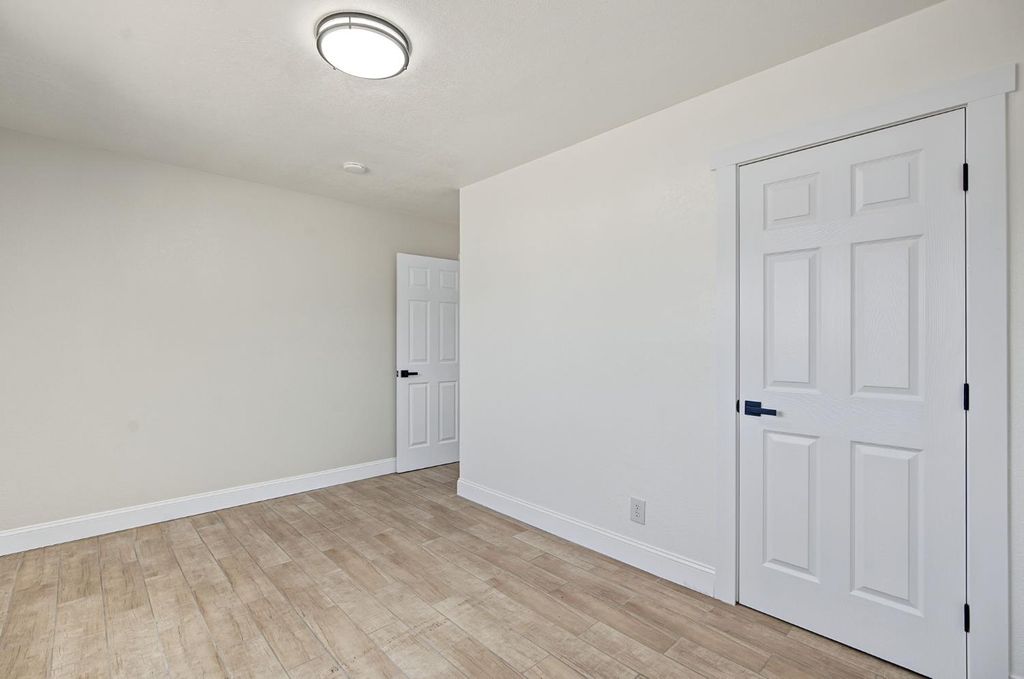 Image 31 of property listing at 8753 E Ostler Street, Selma, CA 93662