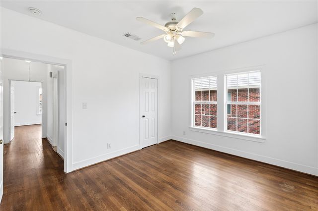 2218 Arbor Street B, Houston, TX 77004