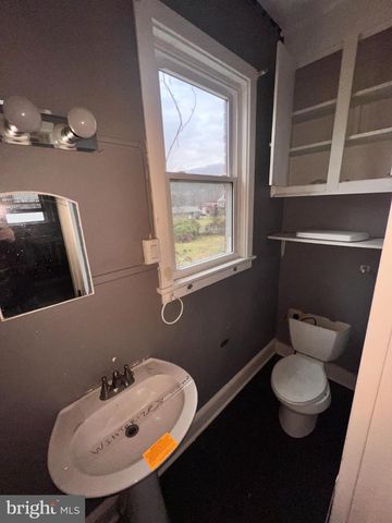 664 NATIONAL HWY, Lavale, MD 21502