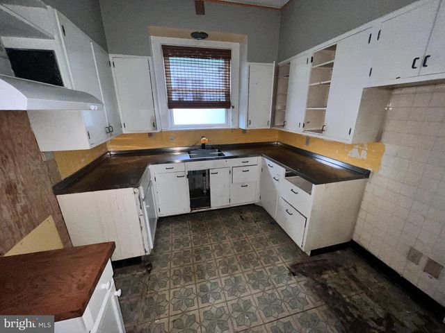 664 NATIONAL HWY, Lavale, MD 21502