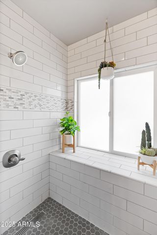 1804 E VELVET Drive, Tempe, AZ 85284