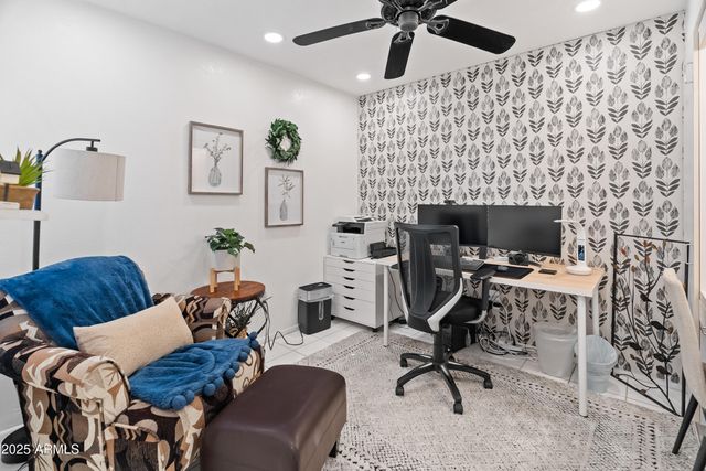 1804 E VELVET Drive, Tempe, AZ 85284