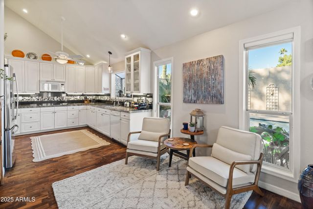 1804 E VELVET Drive, Tempe, AZ 85284