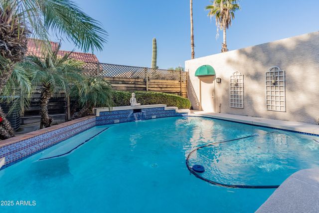 1804 E VELVET Drive, Tempe, AZ 85284