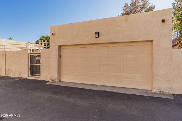 1804 E VELVET Drive, Tempe, AZ 85284