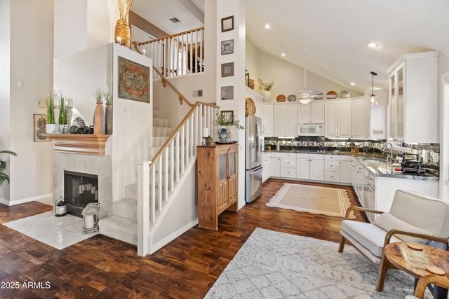 1804 E VELVET Drive, Tempe, AZ 85284