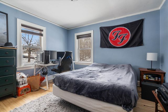 627 N 20th Avenue E, Duluth, MN 55812