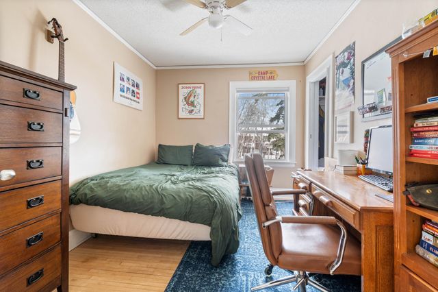 627 N 20th Avenue E, Duluth, MN 55812