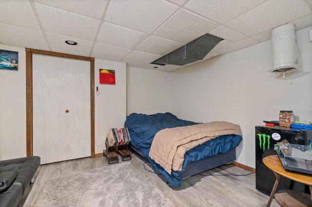 627 N 20th Avenue E, Duluth, MN 55812