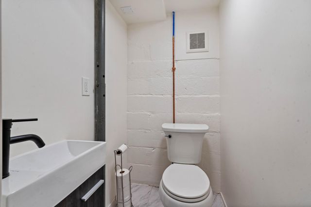 627 N 20th Avenue E, Duluth, MN 55812