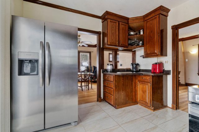 627 N 20th Avenue E, Duluth, MN 55812