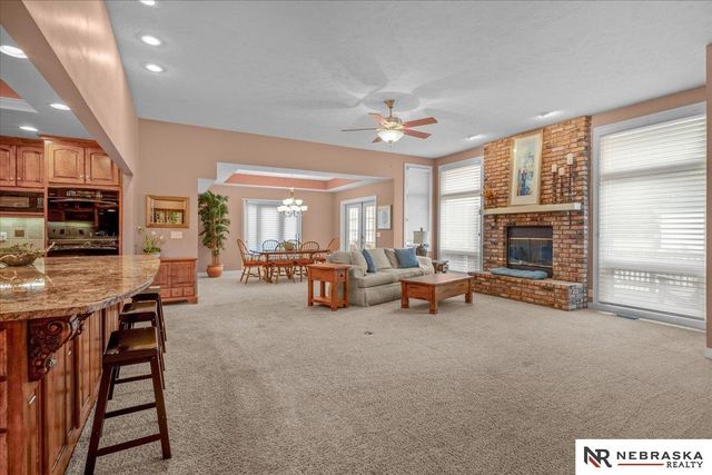 20711 Flavin Street, Omaha, NE 68022