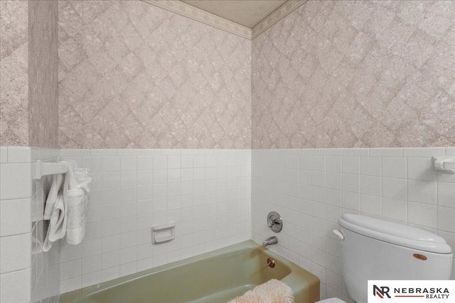 20711 Flavin Street, Omaha, NE 68022