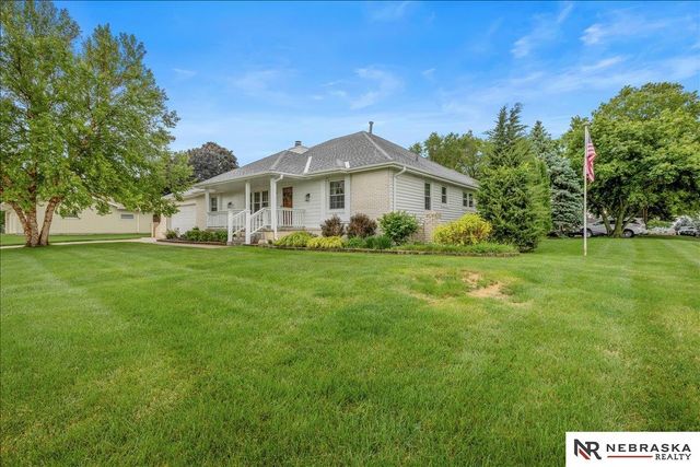 20711 Flavin Street, Omaha, NE 68022
