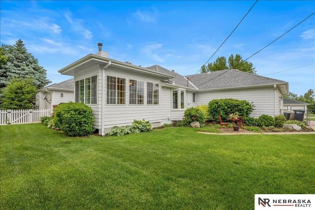 20711 Flavin Street, Omaha, NE 68022