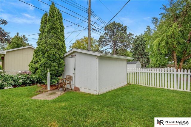 20711 Flavin Street, Omaha, NE 68022