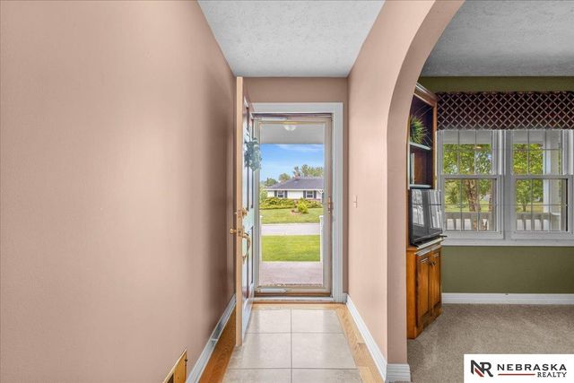 20711 Flavin Street, Omaha, NE 68022