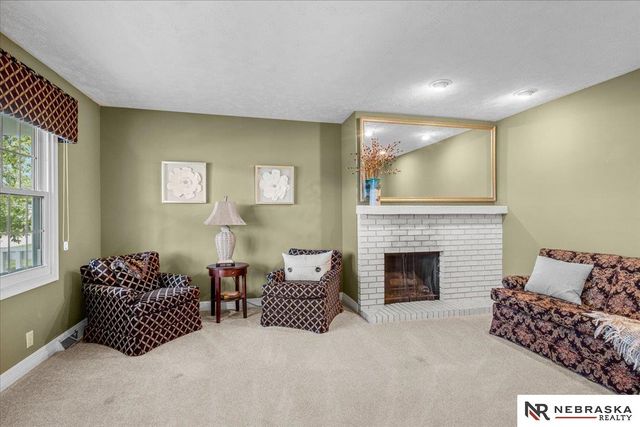20711 Flavin Street, Omaha, NE 68022