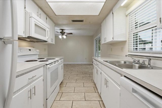 425 S RAMONA AVE, Lake Alfred, FL 33850