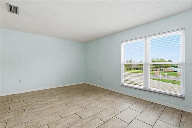 425 S RAMONA AVE, Lake Alfred, FL 33850