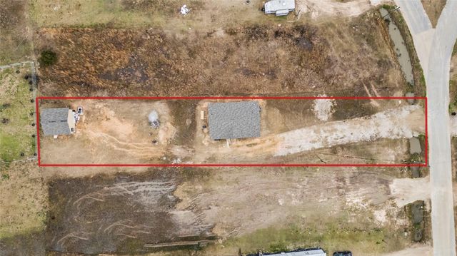 68 County Road 5119, Cleveland, TX 77327