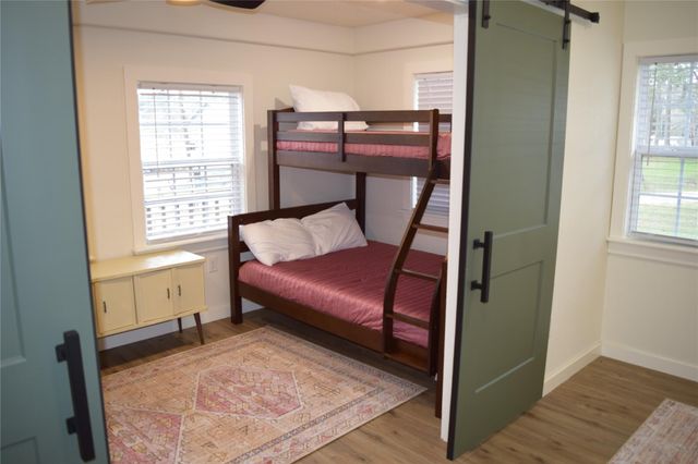 237 Shawnee Drive, Onalaska, TX 77360