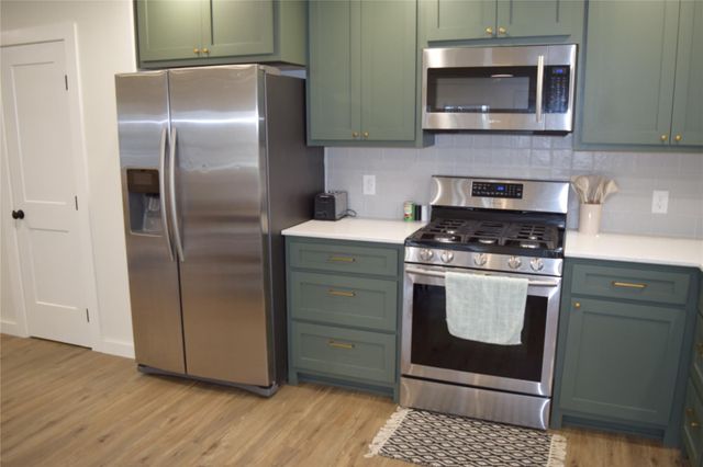 237 Shawnee Drive, Onalaska, TX 77360