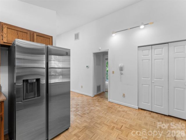 323 Burrell Mountain Road, Brevard, NC 28712
