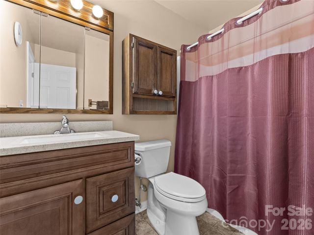 323 Burrell Mountain Road, Brevard, NC 28712