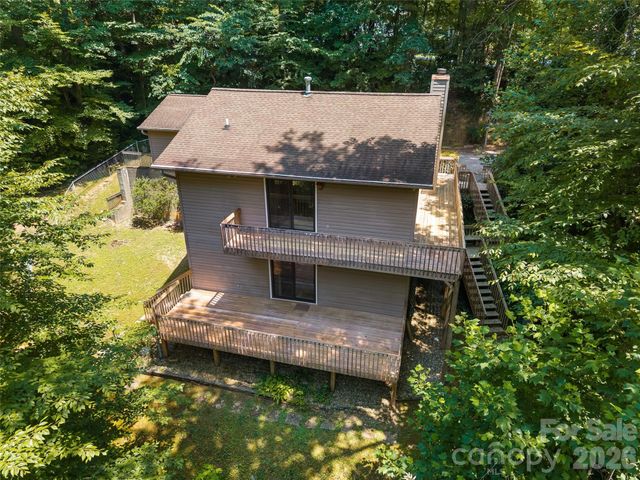 323 Burrell Mountain Road, Brevard, NC 28712