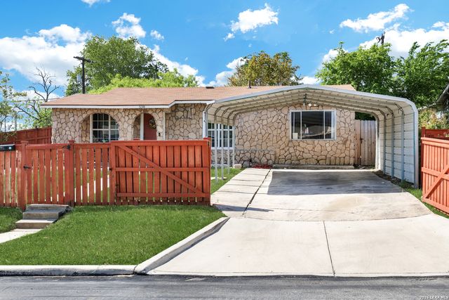 538 GOLDEN CROWN DR, San Antonio, TX 78223