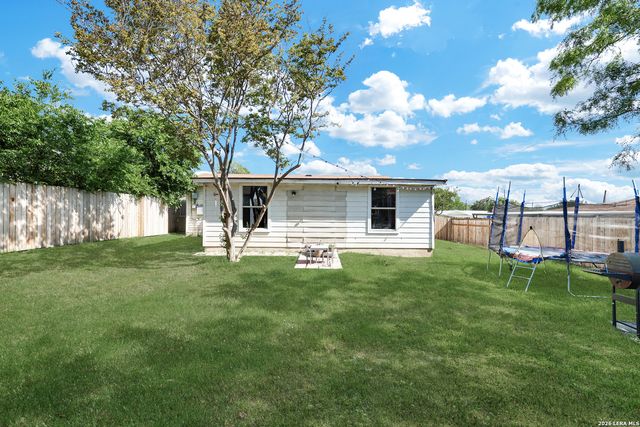 538 GOLDEN CROWN DR, San Antonio, TX 78223