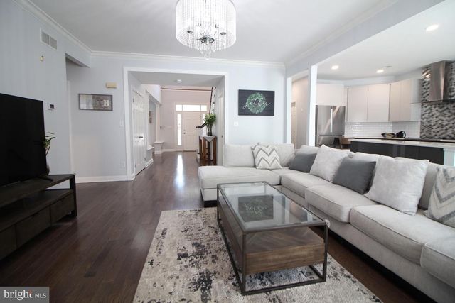 15 KENTSDALE DR, Pennington, NJ 08534