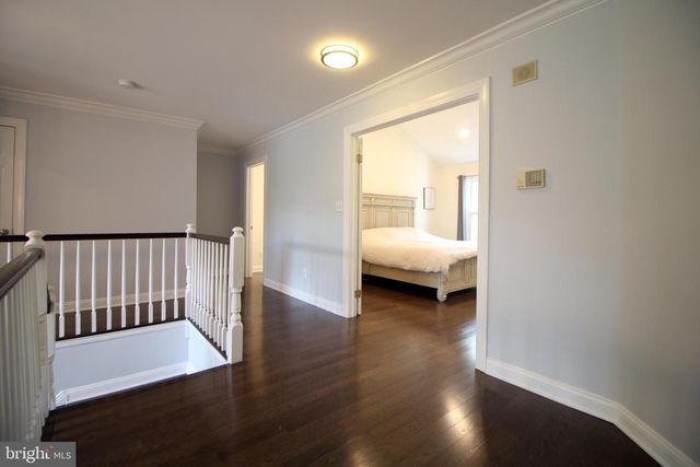 15 KENTSDALE DR, Pennington, NJ 08534