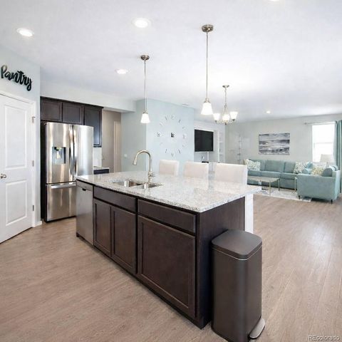 37 S Waterloo Street, Aurora, CO 80018